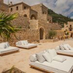 Luxury Hotel in Mani