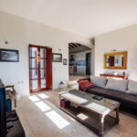 luxury private villas in Oitylo