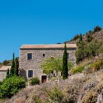 luxury private villas in Oitylo