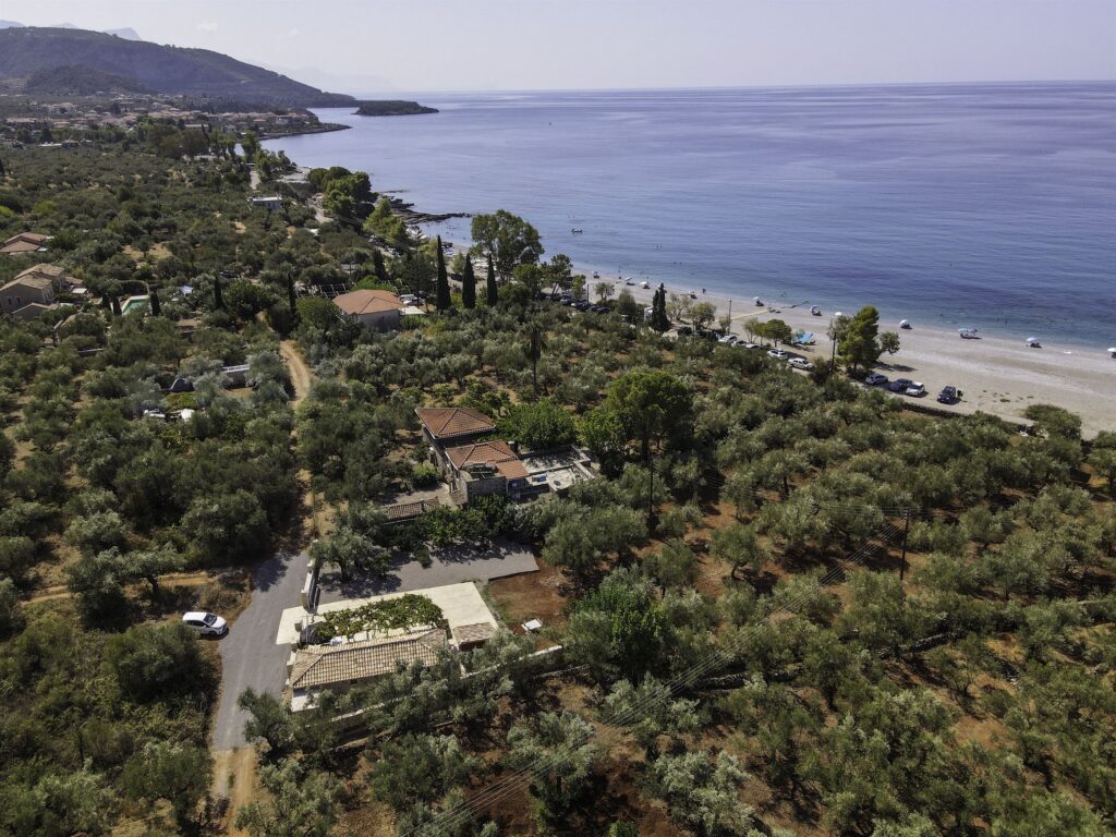places to stay in Kardamyli